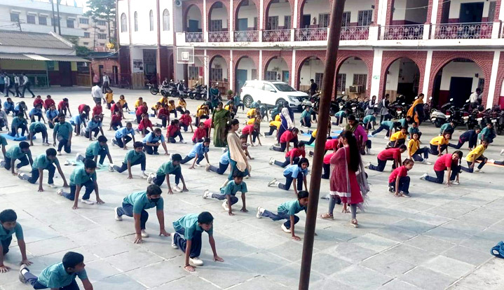 KNICE LAL DIGGI